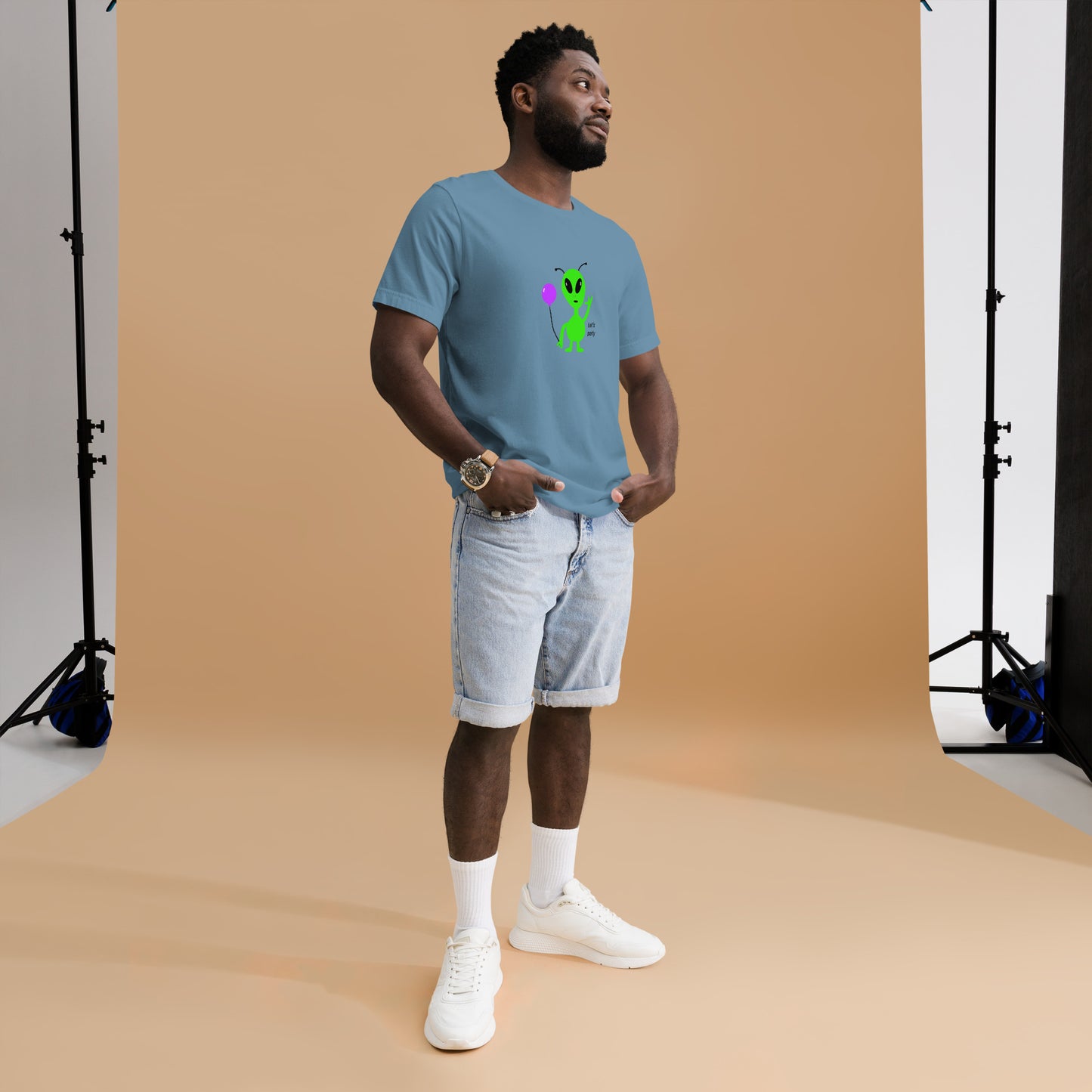 "Let's Party" Alien T-Shirt (Adult)